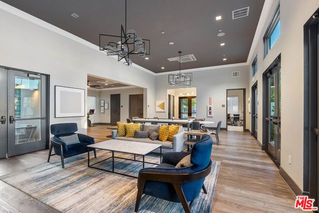 749 Daniel Freeman Circle, Inglewood, CA 90301