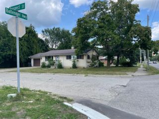 2902 Prospect Street, Flint, MI 48504