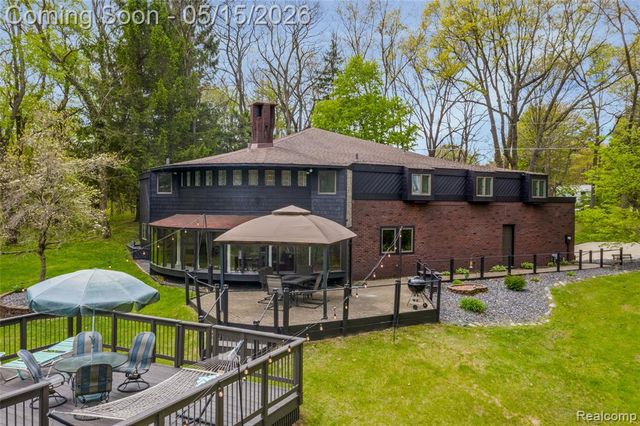 1751 Bird Road, Ortonville, MI 48462