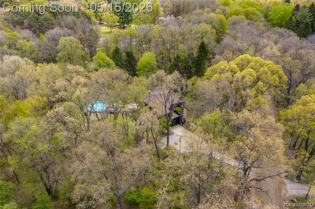 1751 Bird Road, Ortonville, MI 48462