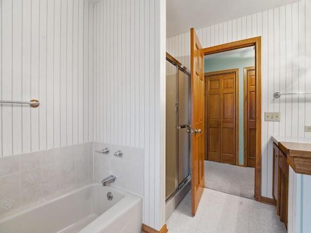 N6383 Hickory Cross, Plymouth, WI 53073