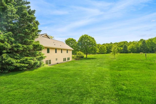 N6383 Hickory Cross, Plymouth, WI 53073