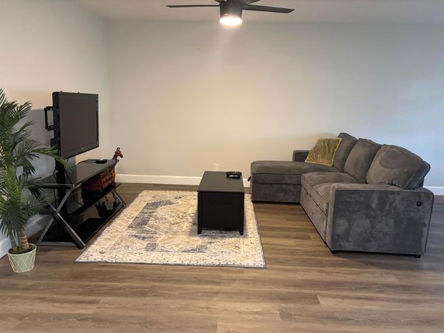 211 Country Lane C, Boynton Beach, FL 33435