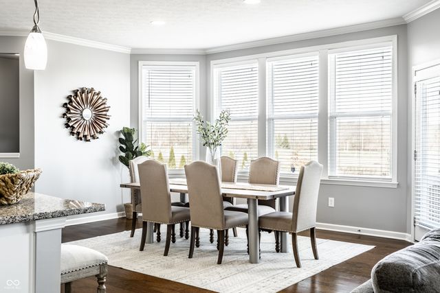 4450 Voyageur Way, Carmel, IN 46074