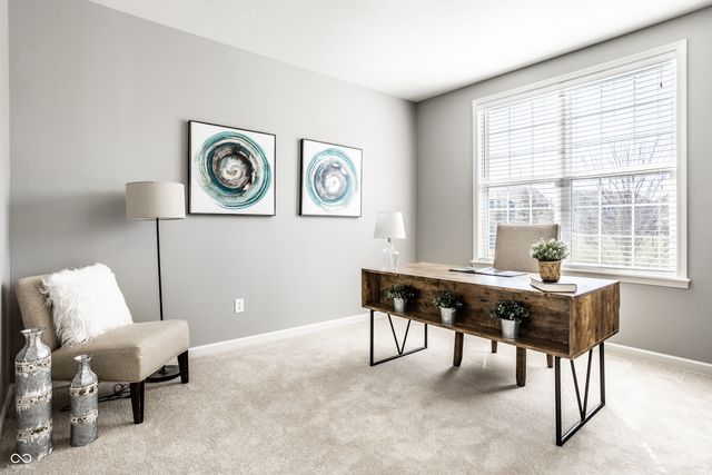 4450 Voyageur Way, Carmel, IN 46074