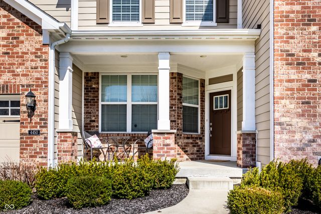 4450 Voyageur Way, Carmel, IN 46074