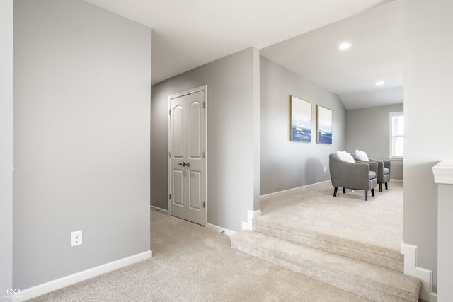 4450 Voyageur Way, Carmel, IN 46074