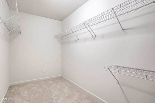 4450 Voyageur Way, Carmel, IN 46074