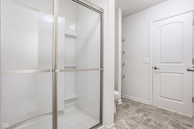 4450 Voyageur Way, Carmel, IN 46074