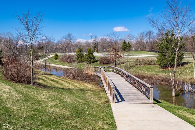 4450 Voyageur Way, Carmel, IN 46074