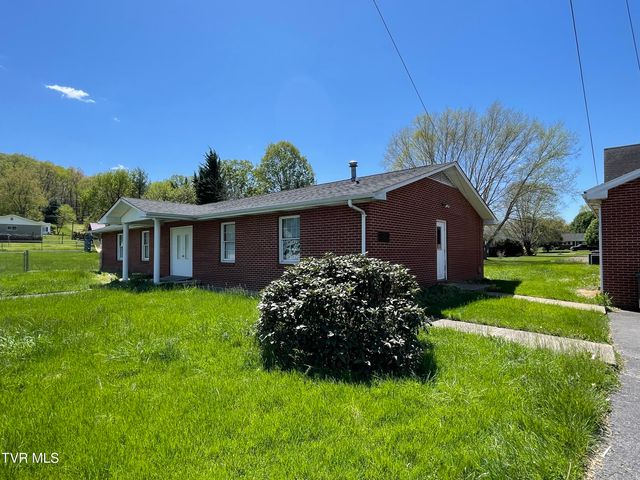 409 Gap Creek Road, Elizabethton, TN 37643
