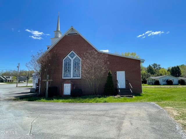 409 Gap Creek Road, Elizabethton, TN 37643
