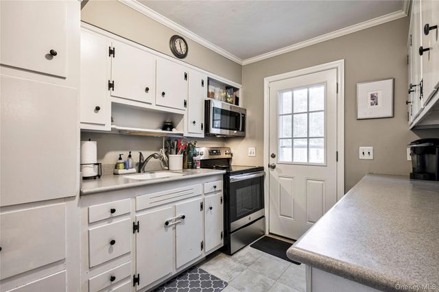 31 Circle Drive, East Northport, NY 11731