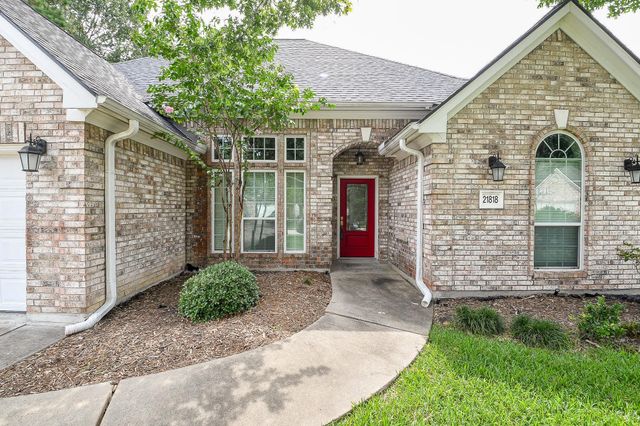 21818 Windsor Castle Drive, Spring, TX 77388