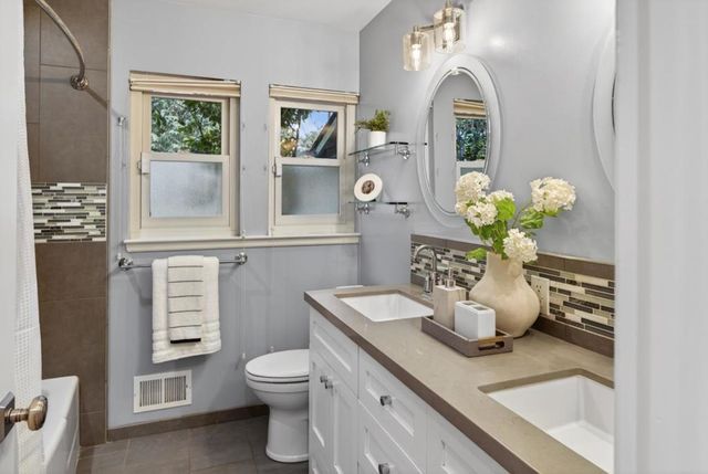 26 Sevilla Drive, Los Altos, CA 94022