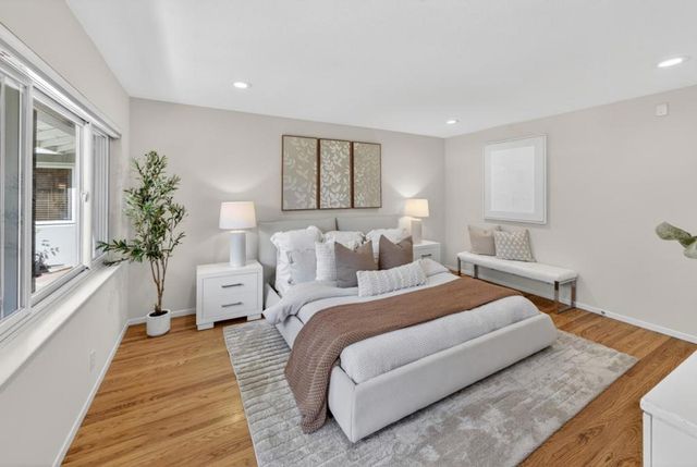 26 Sevilla Drive, Los Altos, CA 94022