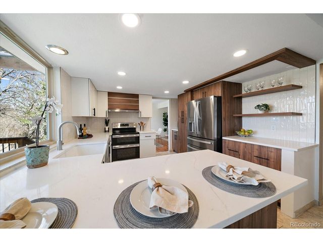 9357 W Iowa Ave, Lakewood, CO 80232