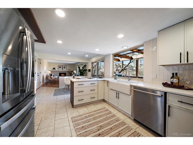 9357 W Iowa Ave, Lakewood, CO 80232