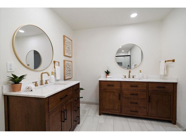 9357 W Iowa Ave, Lakewood, CO 80232