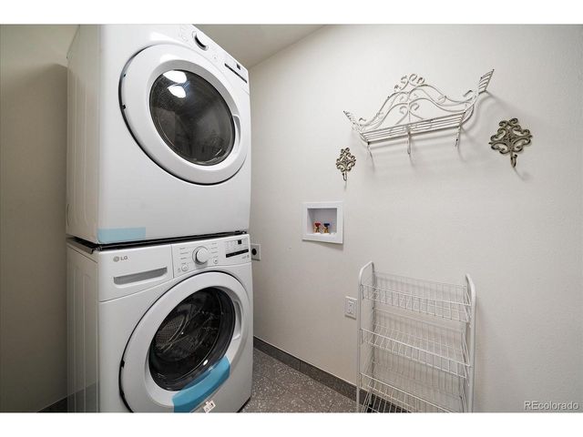 9357 W Iowa Ave, Lakewood, CO 80232