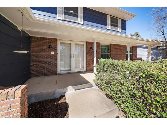 9357 W Iowa Ave, Lakewood, CO 80232