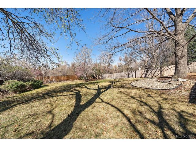 9357 W Iowa Ave, Lakewood, CO 80232