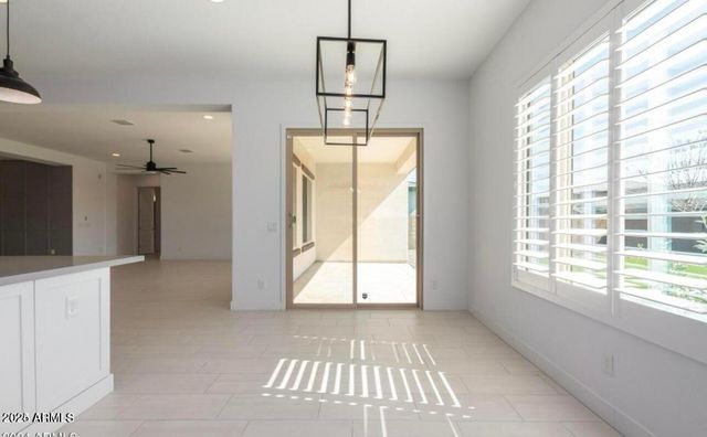 10345 E THATCHER Avenue, Mesa, AZ 85212