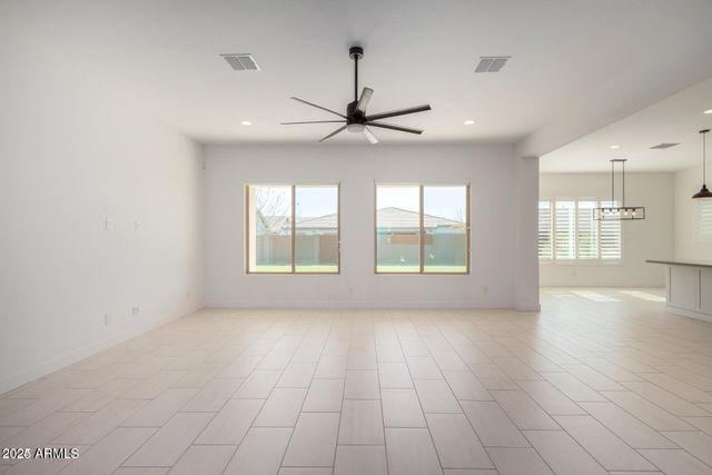 10345 E THATCHER Avenue, Mesa, AZ 85212