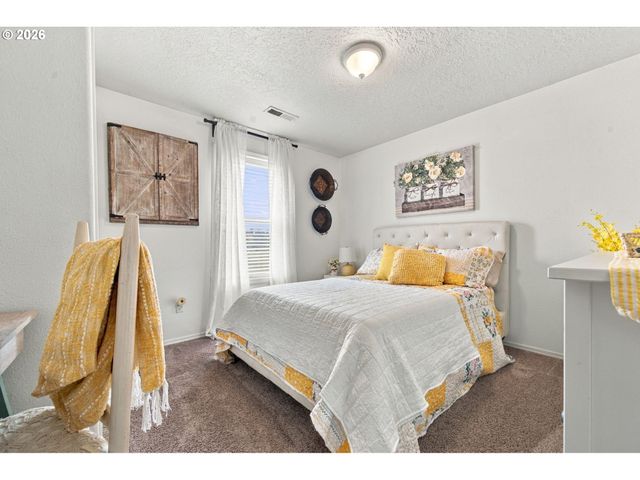 15107 Ne 117TH Cir, Vancouver, WA 98682