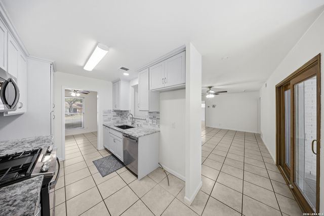 3318 Clearfield, San Antonio, TX 78230