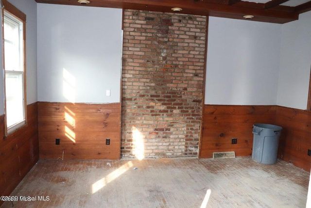 11 Jefferson Street, Schenectady, NY 12305