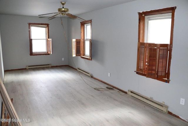 11 Jefferson Street, Schenectady, NY 12305