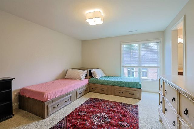 8126 Deer Path Lane, Sycamore Twp, OH 45243