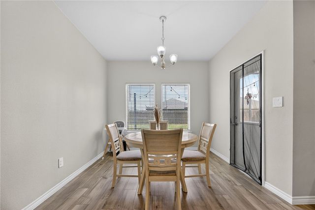 1346 Regents Park Lane, Corpus Christi, TX 78415