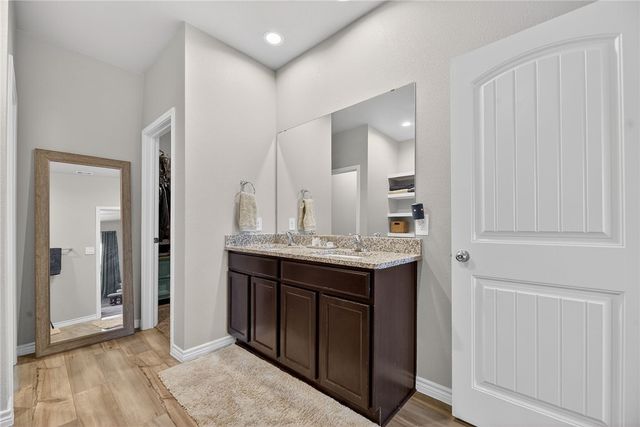 1346 Regents Park Lane, Corpus Christi, TX 78415