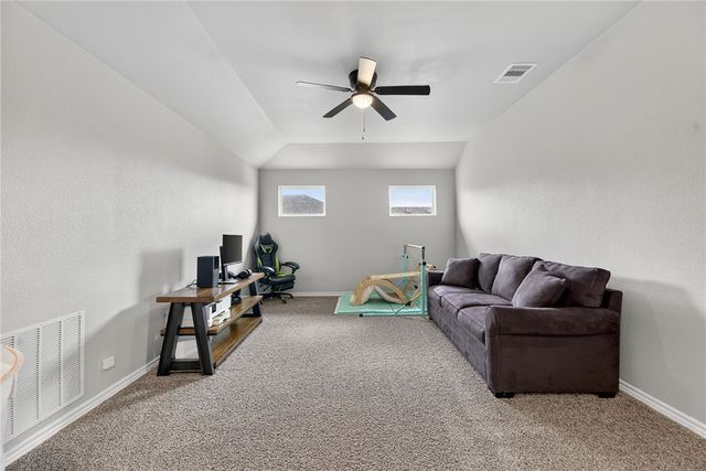 1346 Regents Park Lane, Corpus Christi, TX 78415