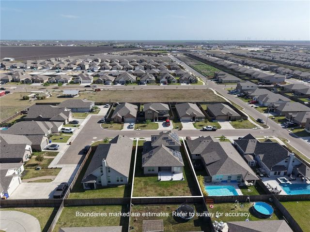 1346 Regents Park Lane, Corpus Christi, TX 78415