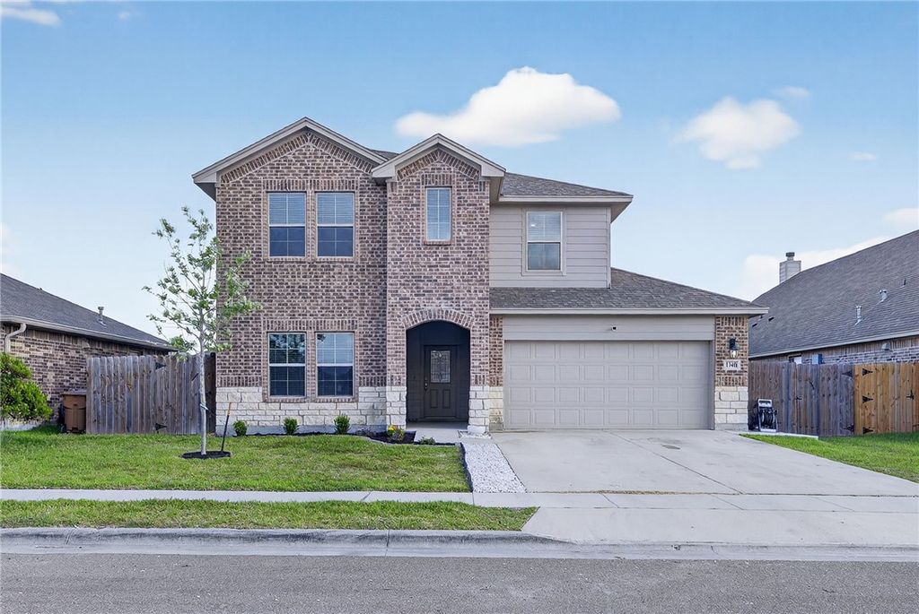 1346 Regents Park Lane, Corpus Christi, TX 78415