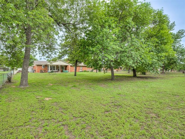 1245 Sue Lane, Choctaw, OK 73020