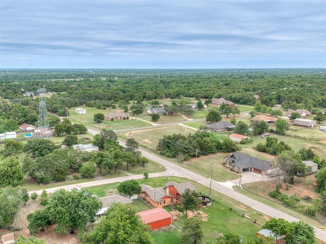 1245 Sue Lane, Choctaw, OK 73020