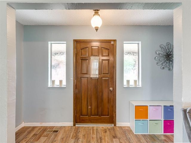 1245 Sue Lane, Choctaw, OK 73020