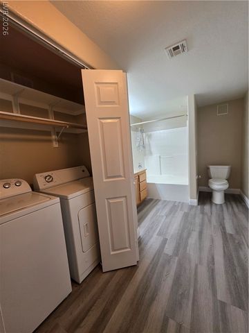 10001 Peace Way 2235, Las Vegas, NV 89147