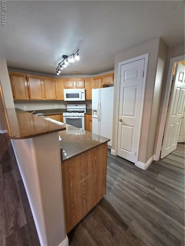 10001 Peace Way 2235, Las Vegas, NV 89147