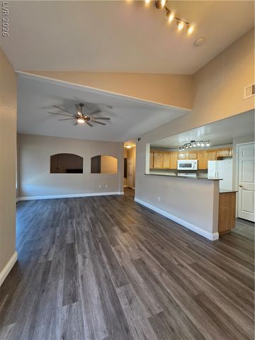 10001 Peace Way 2235, Las Vegas, NV 89147