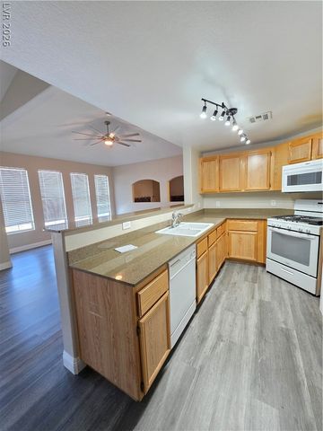 10001 Peace Way 2235, Las Vegas, NV 89147