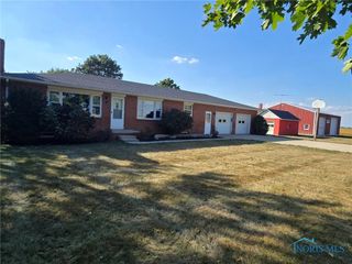 19537 Liberty Hi, Bowling Green, OH 43402