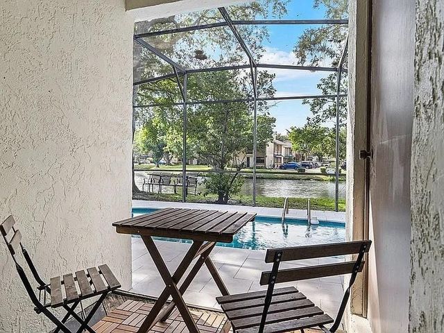 9370 SW 1st Street 106, Plantation, FL 33324