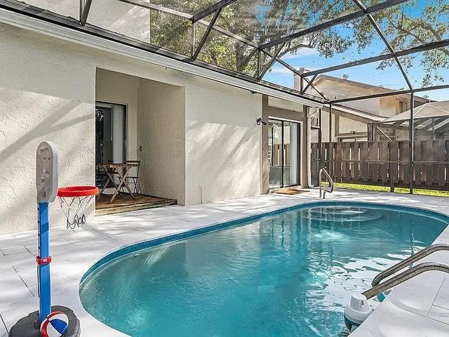 9370 SW 1st Street 106, Plantation, FL 33324