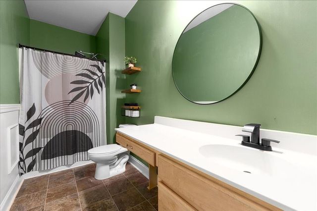 124 Lodestone Court, Moncks Corner, SC 29461