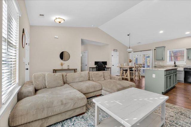 124 Lodestone Court, Moncks Corner, SC 29461